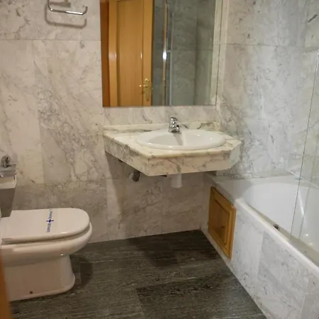 Ap Plaza La Hispanidad Apartment *